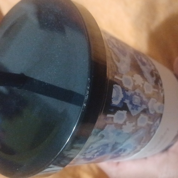 Vera Bradley Travel Tumbler - Picture 4 of 5